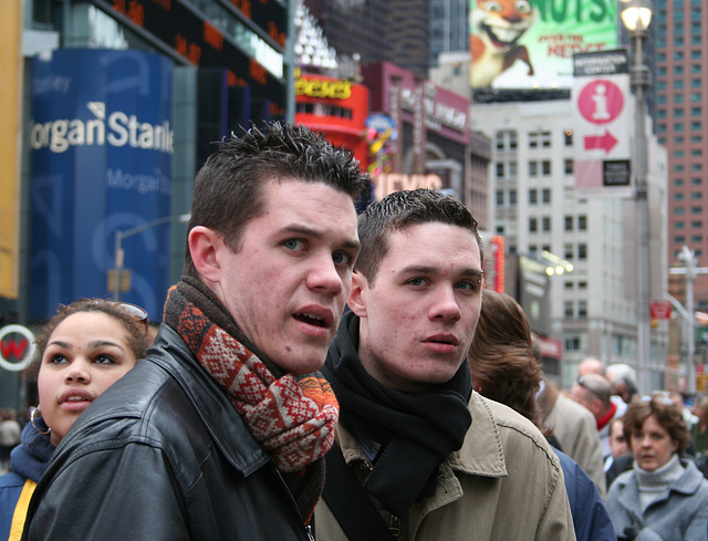 81.TimesSquare.NYC.25March2006