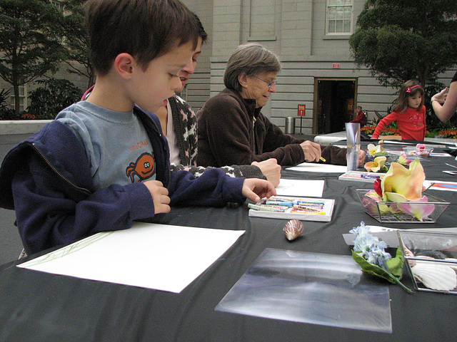 03.FamilyFriendsDay.KogodCourtyard.ReynoldsCenter.WDC.21November2010