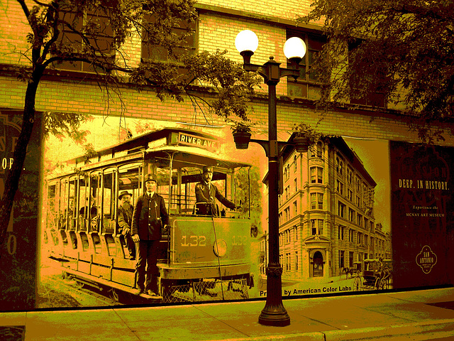 American color labs wall / Mur du San Antonio d'antan -  San Antonio, Texas. USA - 3 juillet 2010 - Sepia postérisé