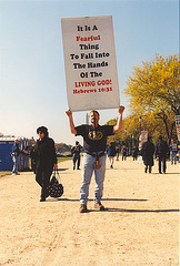 02.19.Rally.GAMOW.WDC.2November2002