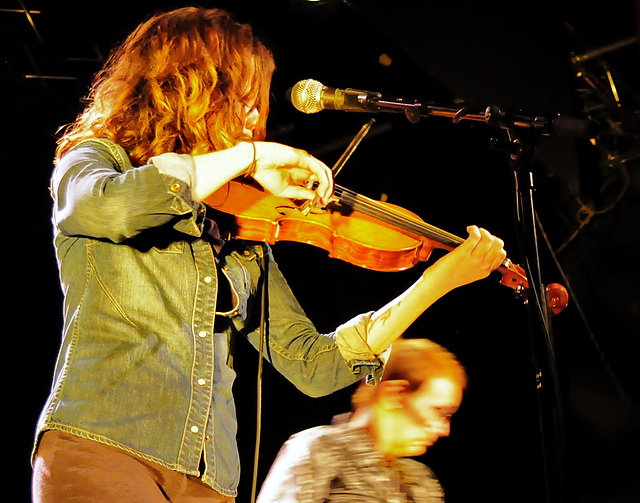 13 octobre 2011- Mary Gauthier 019