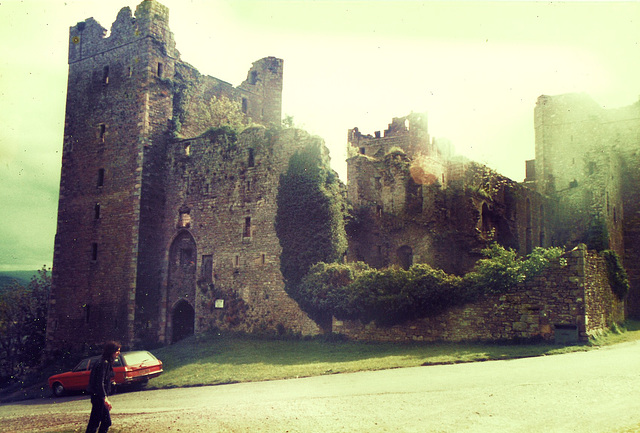 bolton castle 1375-79