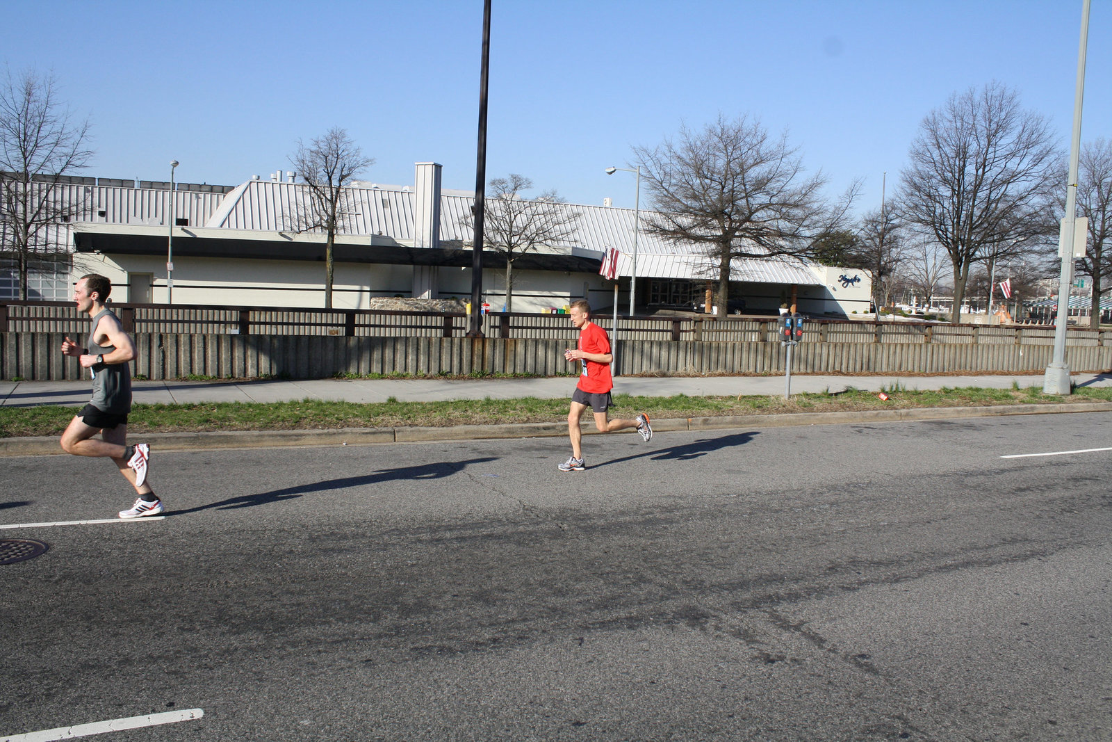 27.5thNationalMarathon.MaineAvenue.SW.WDC.20March2010