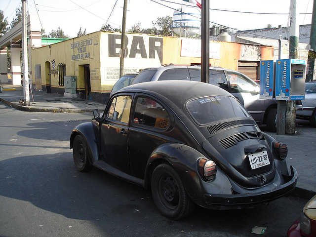 VW - LUT 22-89  / Mexico city / 11 janvier 2011.