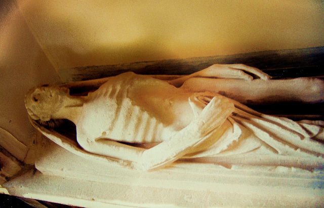 tenby, gisant effigy of 1499
