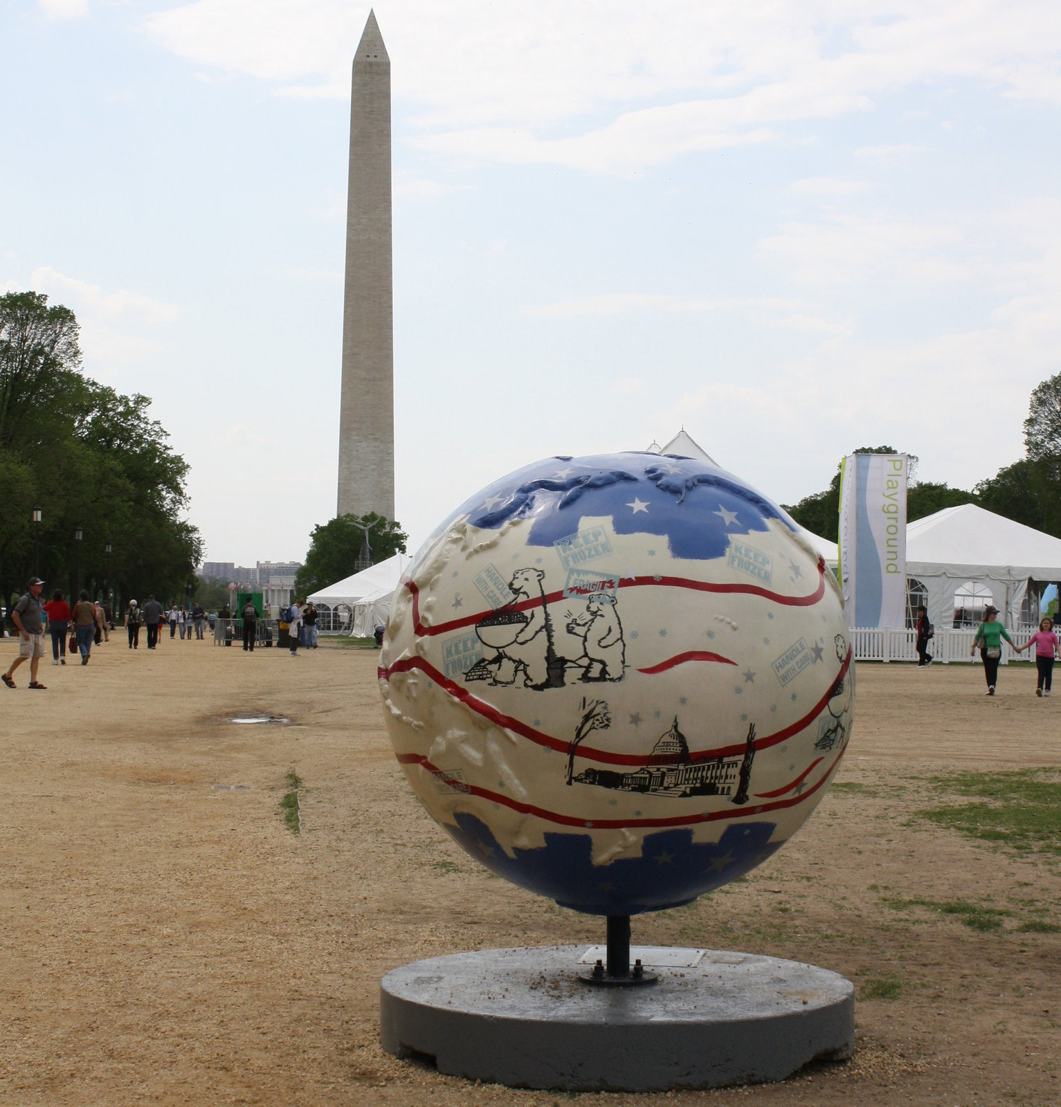 52.CoolGlobes.EarthDay.NationalMall.WDC.22April2010