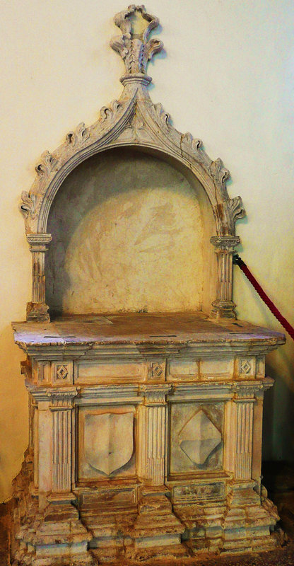 framlingham church, 1560 tomb