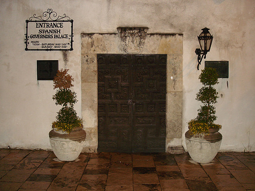 Spanish Governors Palace place / San Antonio, Texas. USA  - 1er juillet 2010. With a flash / Avec flash