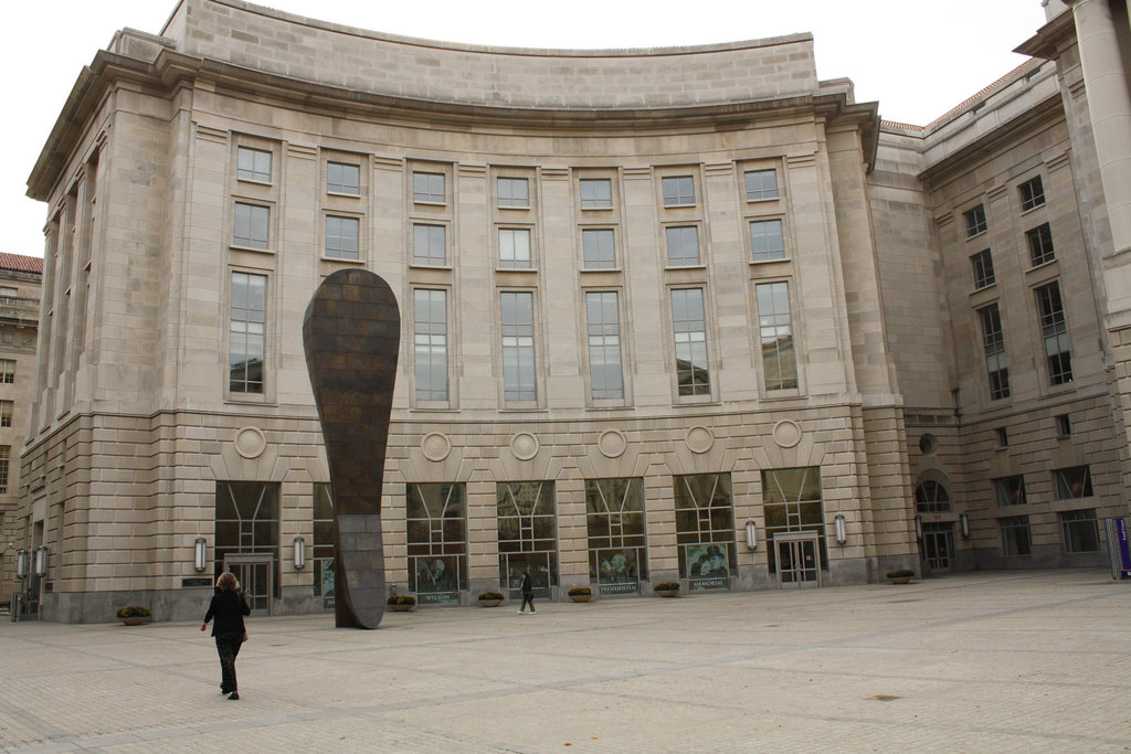 18.BearingWitness.MartinPuryear.FederalTrianglePlaza.WDC.9November2009