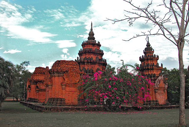 Prasat Sikhoraphum, Surin ปราสาทศรีขรภูมิ สุรินทร์