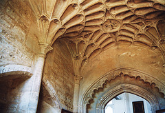 maid's moreton, church porch