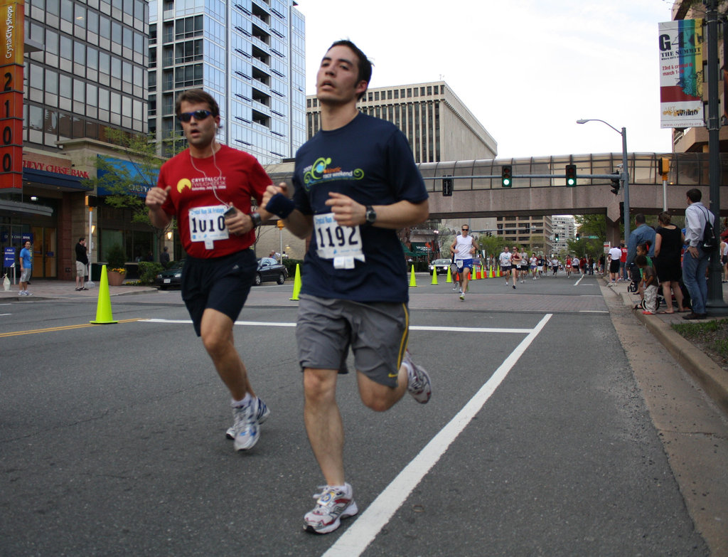 204a.TheRace.5KRun.CrystalDrive.ArlingtonVA.2April2010