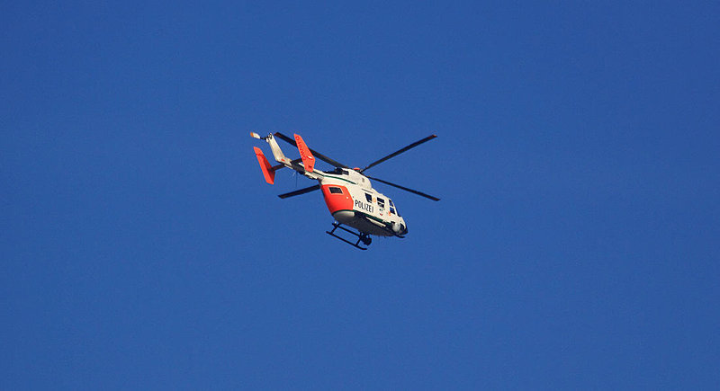 20110130 9553RAw [D~MH] Polizeihelikopter, Ruhr, Mühlheim