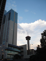 Tower & Skyscrapers / Tour et gratte-ciel - San Anttonio, Texas. USA - 29 juin 2010.