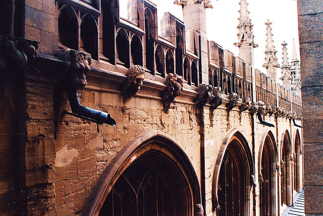 oxford st.mary, parapet