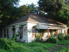 House 322 / Maison 322 - Jewett, Texas. USA - 6 juillet 2010.