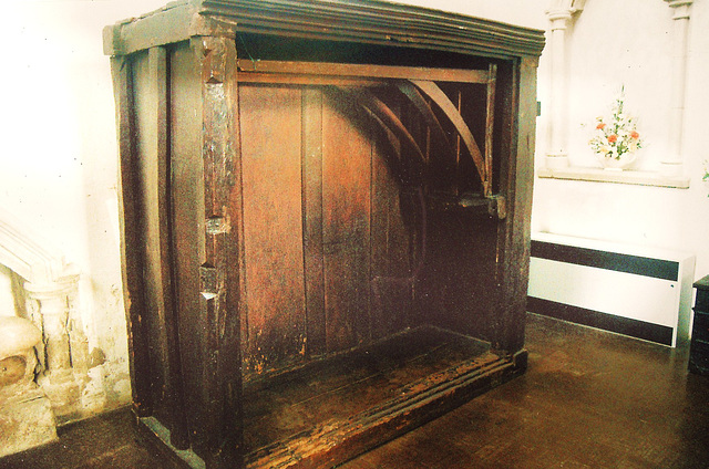 aylesbury c15 vestment press