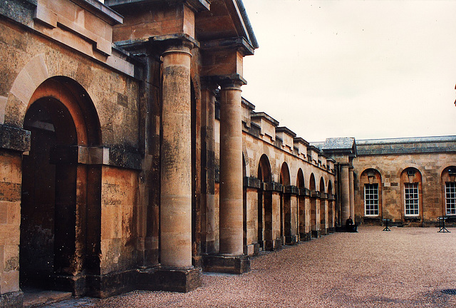 blenheim palace  1705-22 vanbrugh + hawksmoor