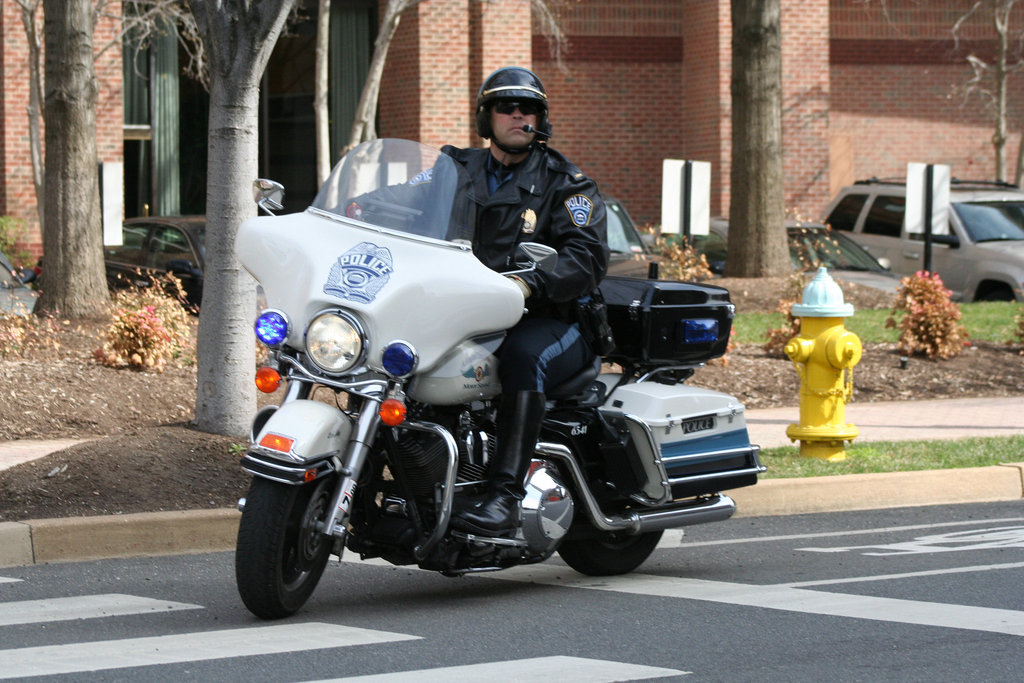 08.Rally2.MarchOnThePentagon.CrystalCity.VA.21March2009