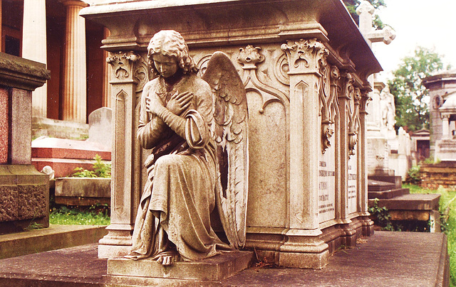 london, norwood cemetery