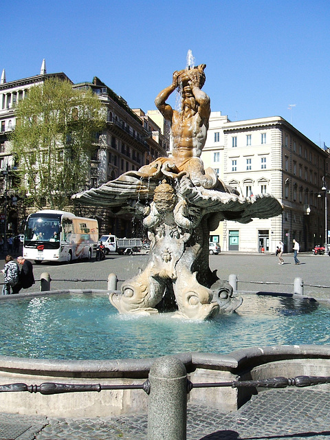 Fontana del Tritoni