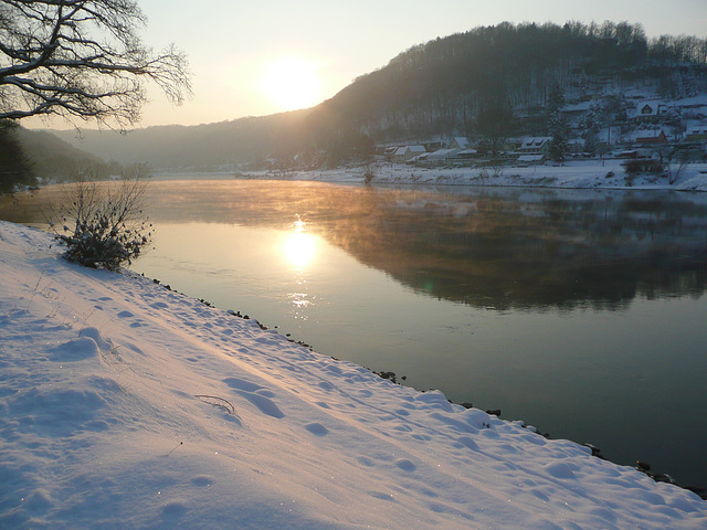 Wintermorgen an der Elbe bei -12°C