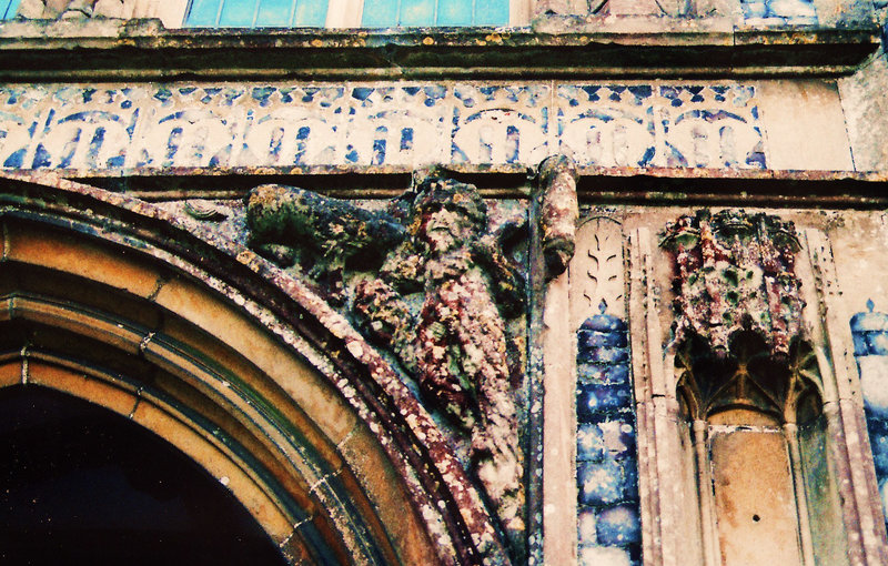 yaxley church porch <1459