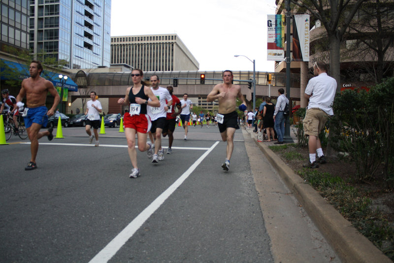 193.TheRace.5KRun.CrystalDrive.ArlingtonVA.2April2010