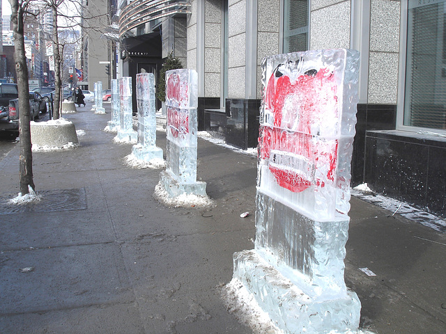 Chandails de hockey en glace / Frozen hockey sweaters