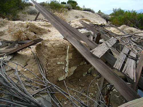 Decaying Adobe House in Desert Hot Springs (6048)