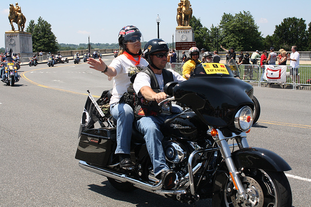 91.RollingThunder.LincolnMemorial.WDC.30May2010