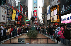 64.TimesSquare.NYC.25March2006