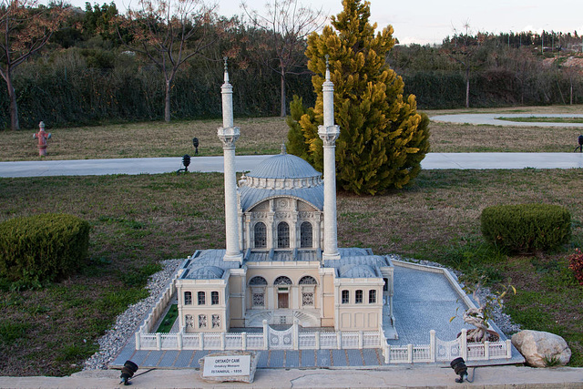 20110228 0038RAfw Antalya Miniaturen