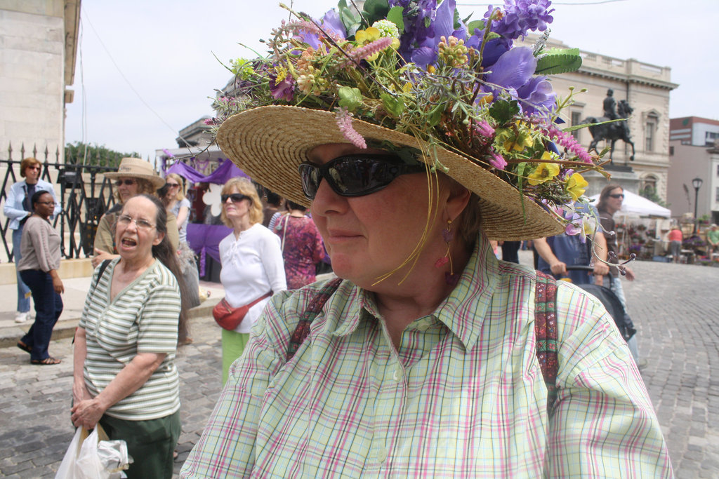 73.HatContest.Flowermart.MountVernon.Baltimore.MD.7May2010