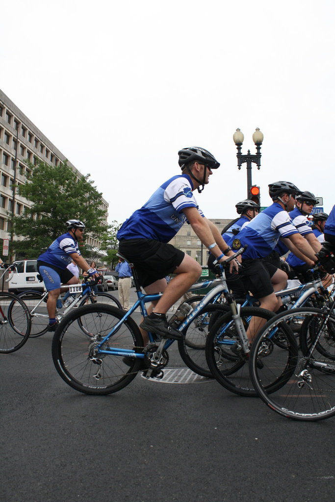 104.BicyclistsArrival.PUT.NLEOM.WDC.12May2010