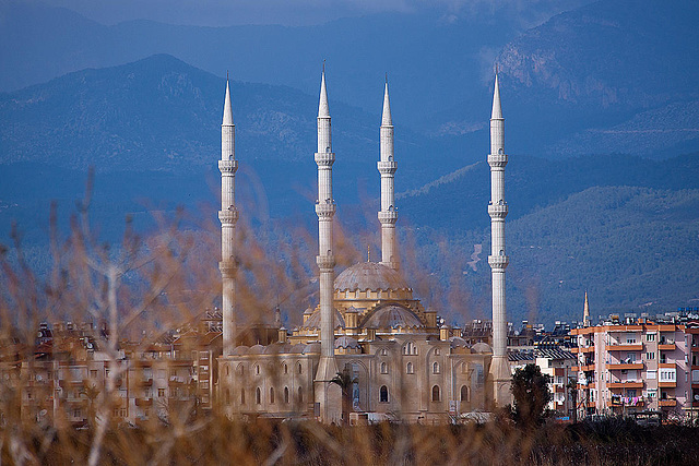 20110227 9925RAfw Bootsfahrt Fluss Manavgat Moschee