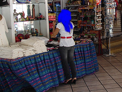Acapulco, Mexique / 8 février 2011. Anonymous blue hair - Cheveux bleus anonymes