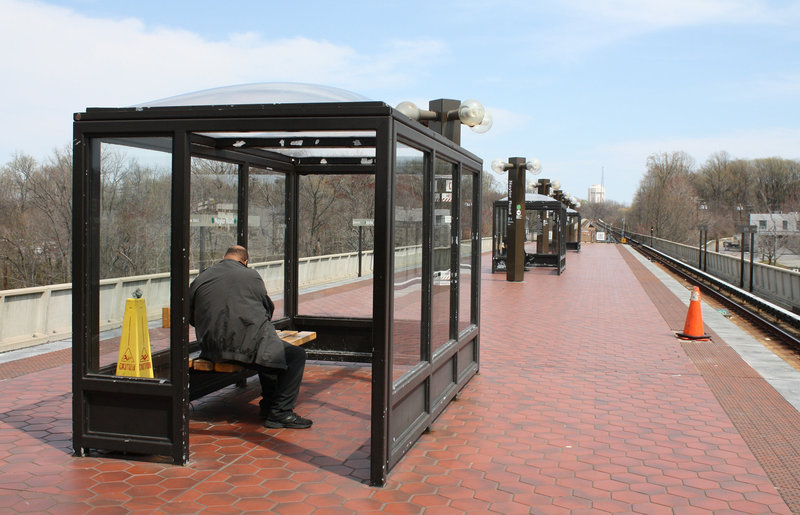 07a.WMATA.NaylorRoad.TempleHills.MD.4April2011