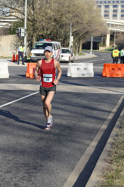 182.5thNationalMarathon.9MaineAvenue.SW.WDC.20March2010