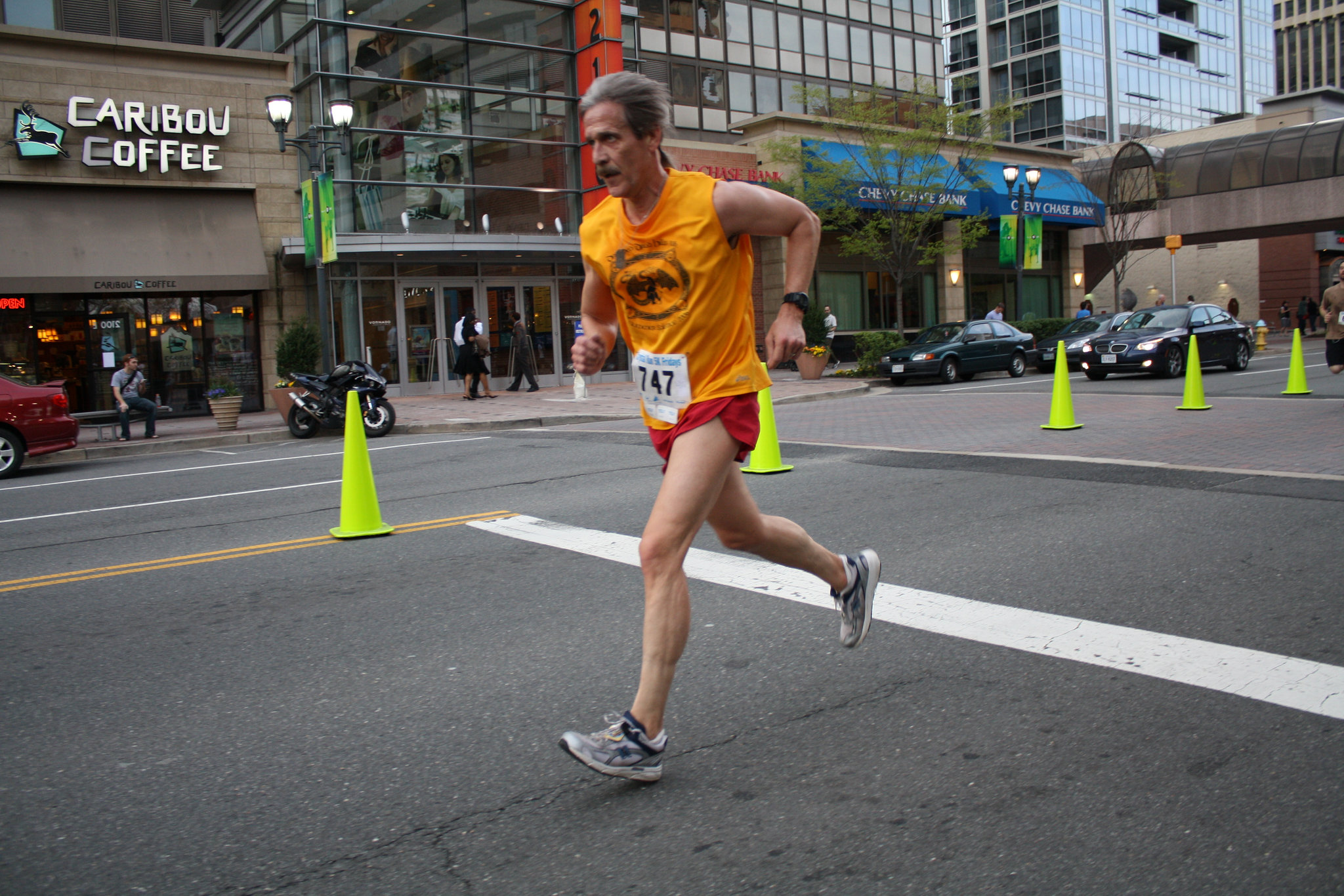 217.TheRace.5KRun.CrystalDrive.ArlingtonVA.2April2010