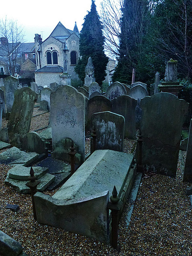 synagogue and jewish graveyard rochester, kent