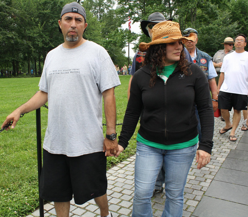 87a.VietnamVeteransMemorial.WDC.29May2010