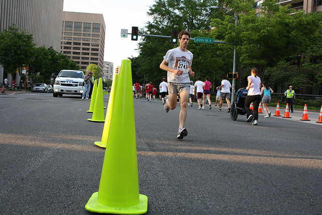 106.TheRace.5KRun.CrystalDrive.ArlingtonVA.23April2010