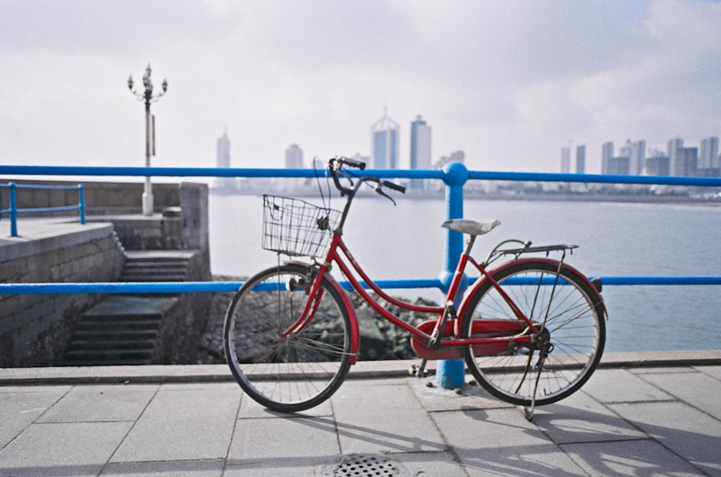 Rhapsody for a Chinese bike