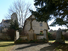 Kriegerdenkmal an der Pfarrkirche