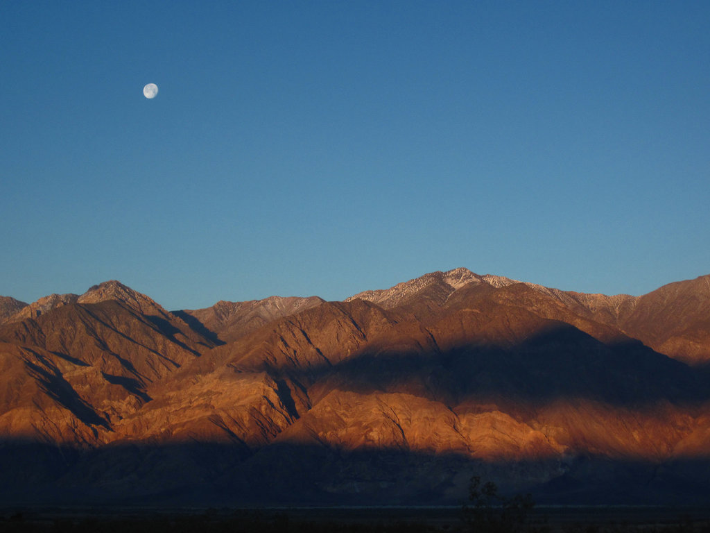 Sunrise in Saline Valley (1423)
