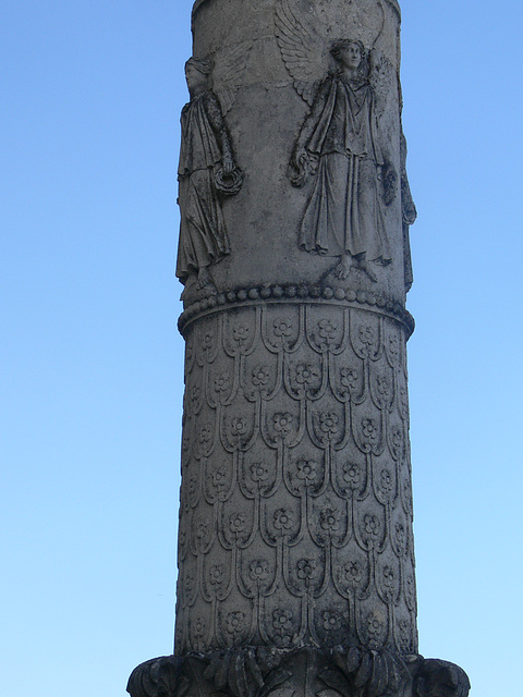 Säule an der Befreiungshalle in Kelheim