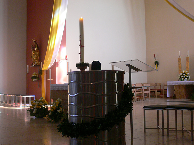 St. Josef - österlicher Altarraum