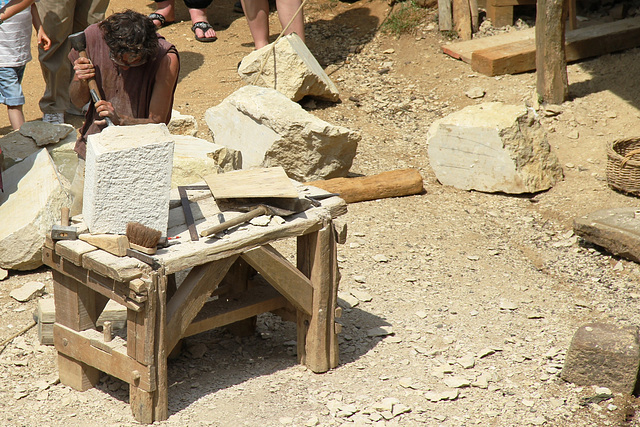 Les tailleurs de pierre - Guédelon - 2011