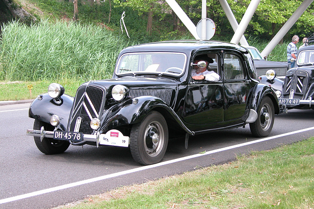 National Oldtimer Day in Holland: 1955 Citroën Traction Avant 11 BN